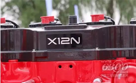 搭載福田康明斯X12N天然氣發(fā)動機(jī)