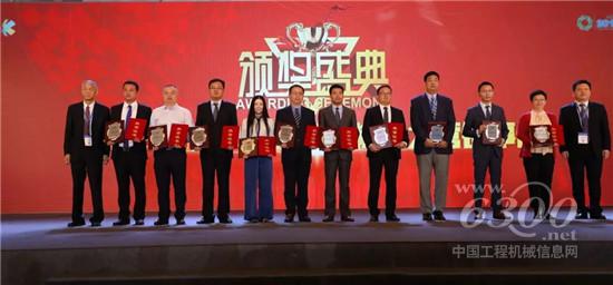 最佳品牌傳播獎?lì)C獎現(xiàn)場