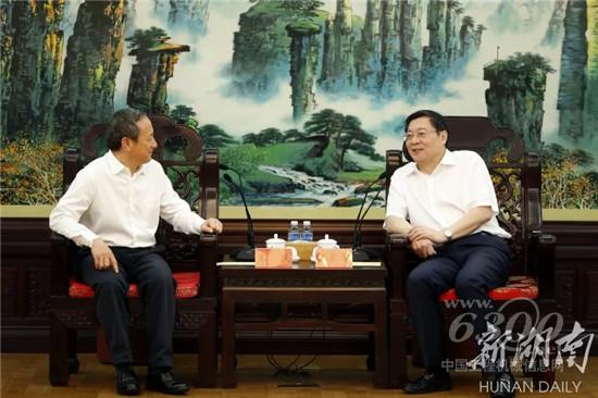 湖南省委書(shū)記杜家毫與王民座談