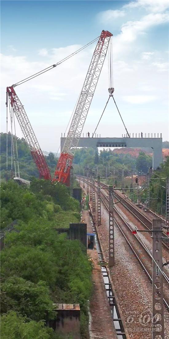 中聯(lián)重科QUY500W起重機(jī)助力長(zhǎng)沙
