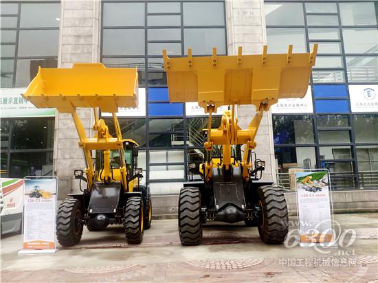 山推重磅亮相第九屆上海國際固體廢棄物、清潔專用設備與技術展覽會