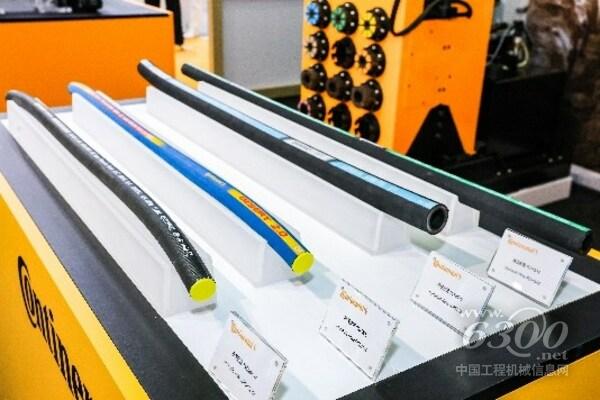 康迪泰克FCP5S和FCP6S系列液壓膠管依據(jù)挖掘機(jī)特有工況所量身打造，具有極其優(yōu)秀的柔韌性和高脈沖性能。