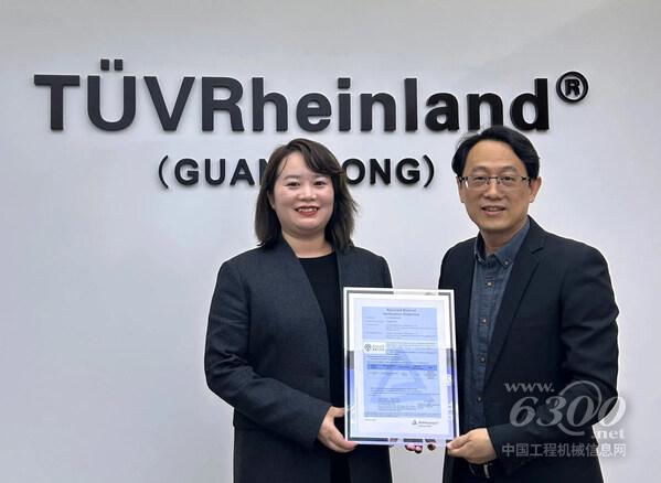 TüV萊茵為上海奧塞爾頒發(fā)汽車回收材料PCR含量驗(yàn)證證書