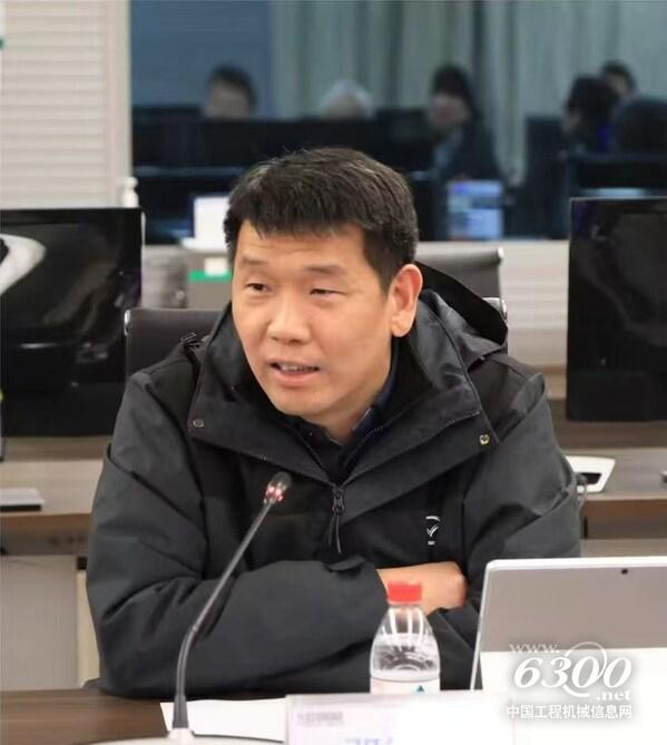 TüV萊茵大中華區(qū)交通服務(wù)副總裁黃余欣