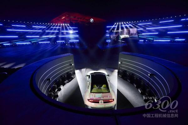 寶馬集團(tuán)負(fù)責(zé)客戶(hù)、品牌及銷(xiāo)售業(yè)務(wù)的董事高樂(lè)先生