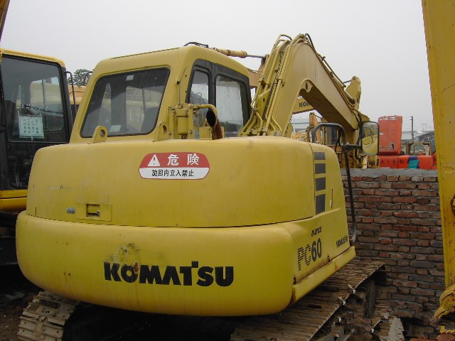 小松PC60-7履帶式液壓挖掘機(jī)