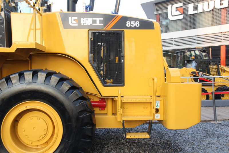 柳工CLG856輪式裝載機