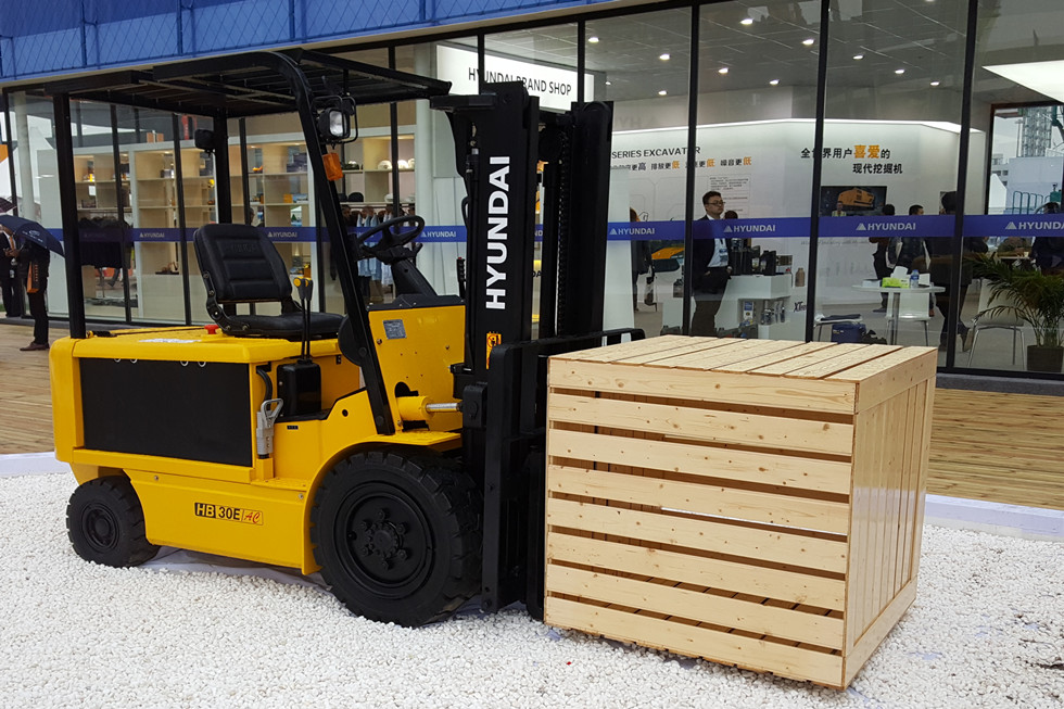 Bauma China 2016——韓國現(xiàn)代重工集團展臺風(fēng)采