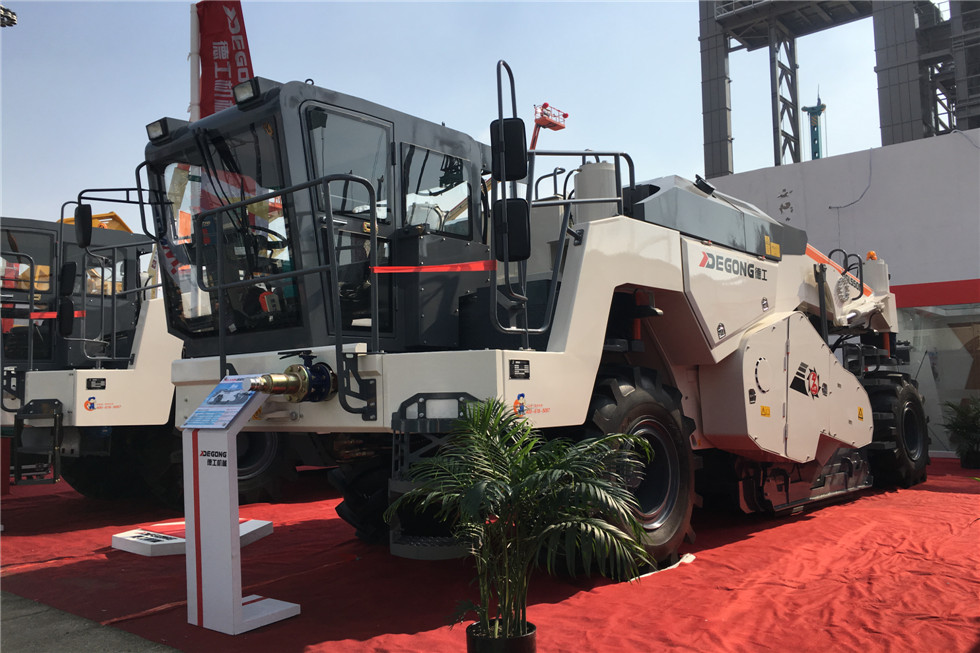 Bauma China 2016——德州德工機械有限公司展臺風(fēng)采