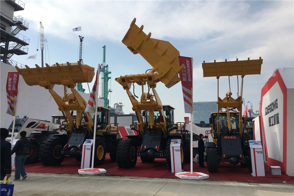 Bauma China 2016——德州德工機械有限公司展臺風(fēng)采