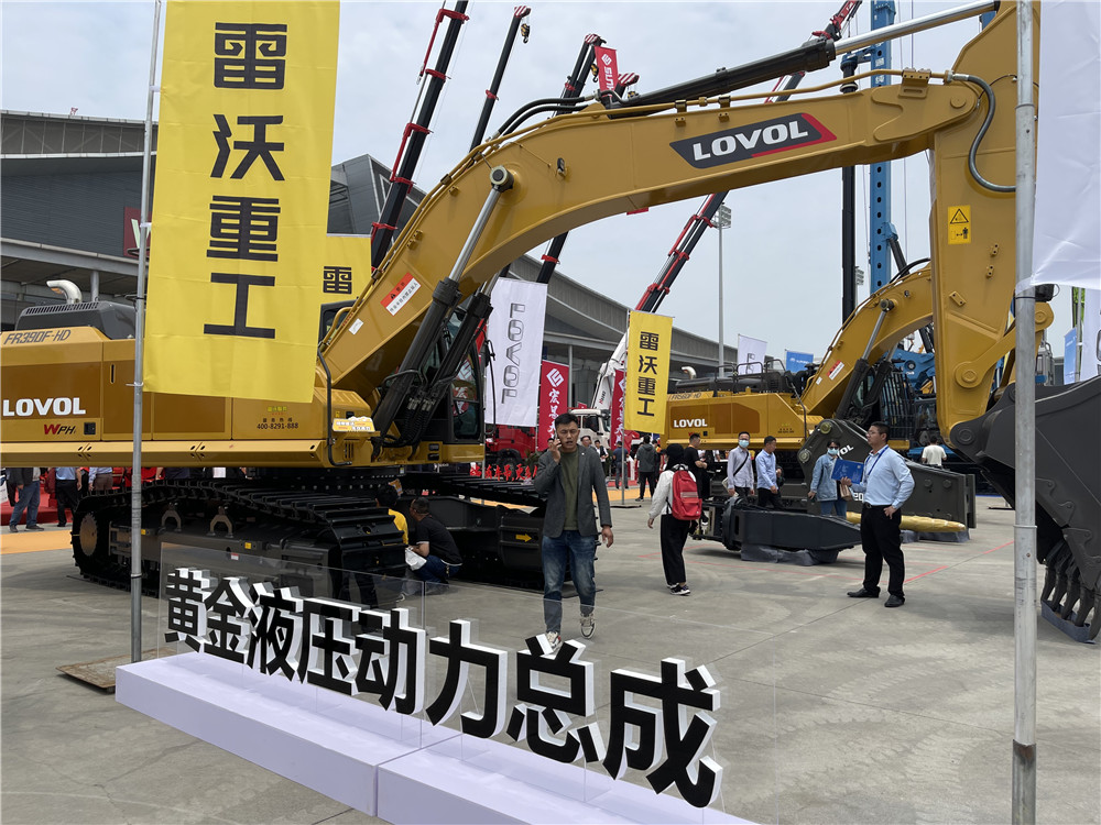 2023長(zhǎng)沙國(guó)際工程機(jī)械展覽會(huì)展臺(tái)風(fēng)采：雷沃重工