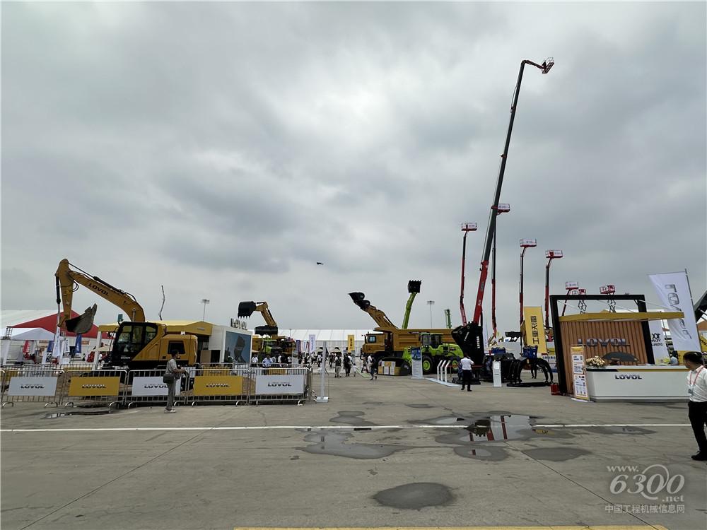 2025長沙國際工程機(jī)械展：雷沃重工