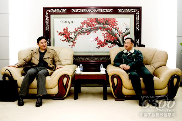 山東省總工會領(lǐng)導(dǎo)到山推調(diào)研指導(dǎo)工作