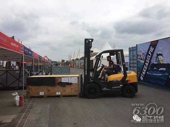 柳工護(hù)航“2016 IAC世界水上極速運動大賽”