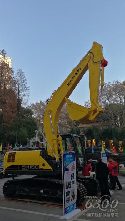 住友SH180-6挖掘機