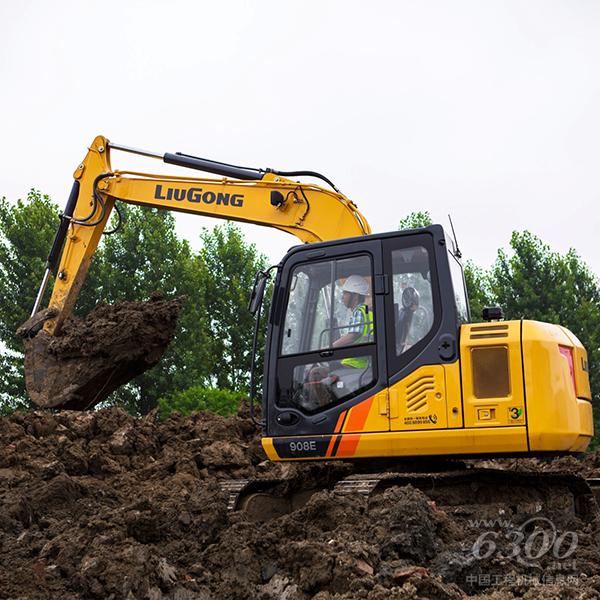 柳工CLG908E挖掘機