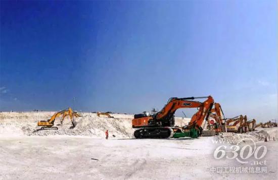 徐工300余臺土方成套設(shè)備參與建設(shè)