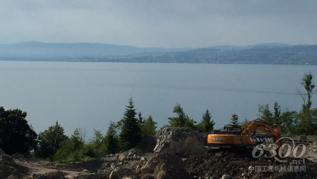 三一微型挖掘機(jī)