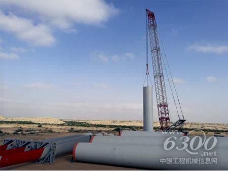 QUY350履帶起重機(jī)正在風(fēng)電項目現(xiàn)場施工