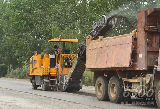 柳工CLG5100-2高效銑刨圖