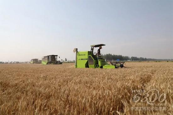 中聯(lián)重科農(nóng)機(jī)產(chǎn)品