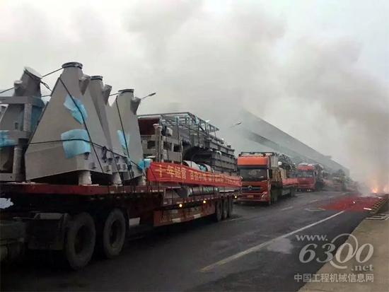 漢壽工業(yè)園中攪拌站生產(chǎn)線啟程交付客戶手中