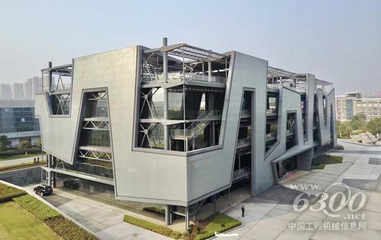 中聯(lián)重科工程機(jī)械館