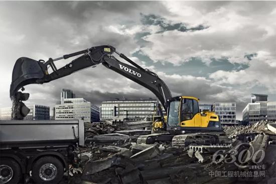 沃爾沃EC220D：性能與效率兼?zhèn)?，燃油效率達(dá)到最高
