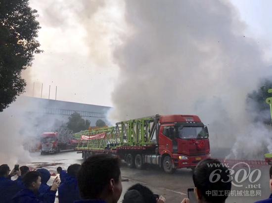 中聯(lián)重科塔機(jī)產(chǎn)品交付海內(nèi)外客戶