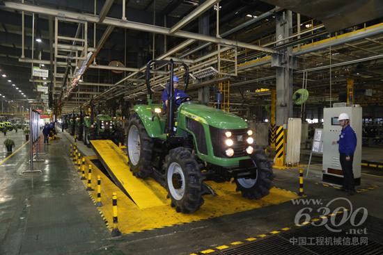 中聯(lián)重科農(nóng)業(yè)機(jī)械生產(chǎn)線已開(kāi)始忙碌生產(chǎn)