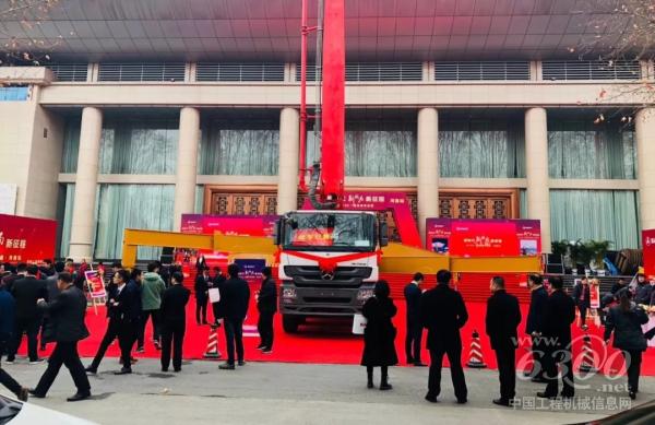 鄭州站，所有客戶一起欣賞三一<a href=http://product.d1cm.com/bengche/ target=_blank>泵車</a>