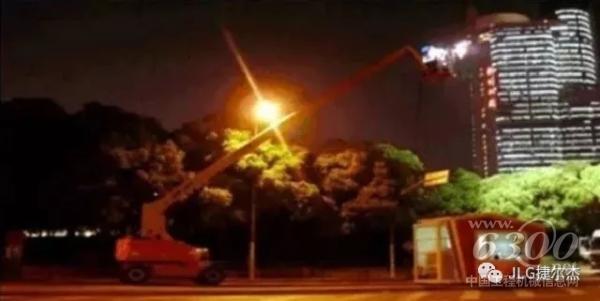 捷爾杰高空作業(yè)平臺(tái)參與影視作品拍攝