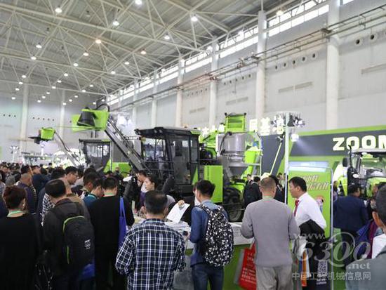 中聯(lián)重科展區(qū)