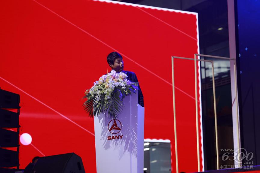 全新科技!重載典范!三一SY1250H閃耀2020上海寶馬展