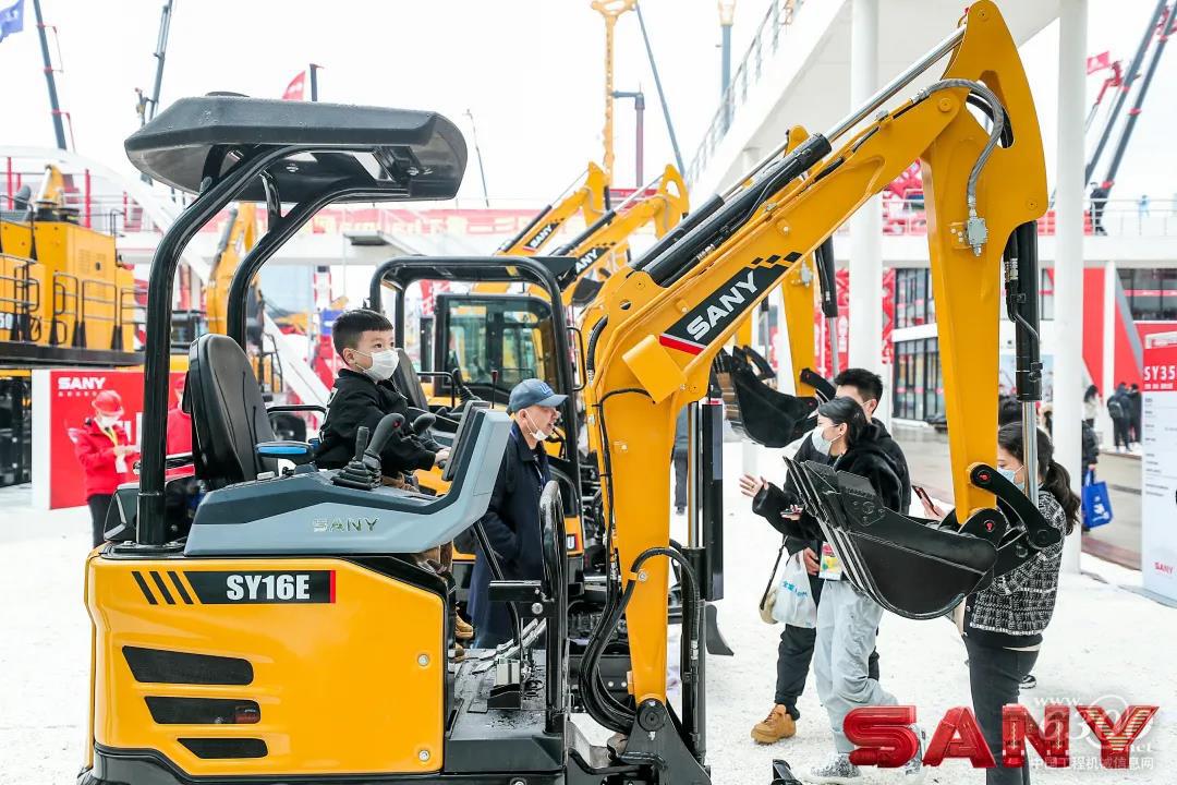 帶電而來!全球首秀!三一十大電動設備掀行業(yè)浪潮