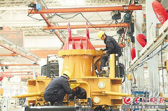 上半年長沙工程機械企業(yè)發(fā)展更具“含金量”三家企業(yè)盈利或達百億元