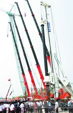 中聯(lián)重科產(chǎn)品吸引眾人目光