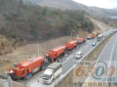 廈蓉高速橋頭跳車(chē)治理過(guò)程中交通干擾小