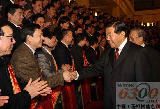 席賈慶林在北京會見中國機(jī)械工業(yè)聯(lián)合會三屆三次會員大會代表