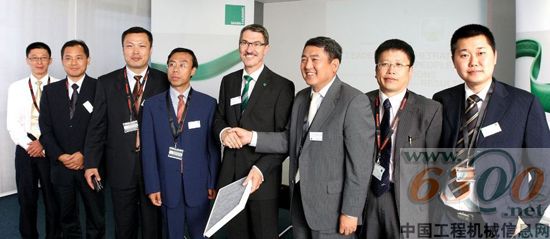 曼胡默爾,業(yè)務(wù)