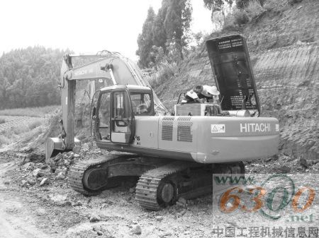 進(jìn)口,挖掘機(jī)