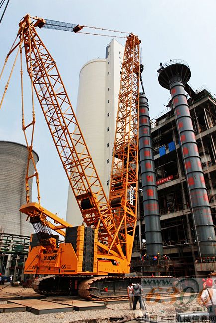 徐工QUY650履帶吊