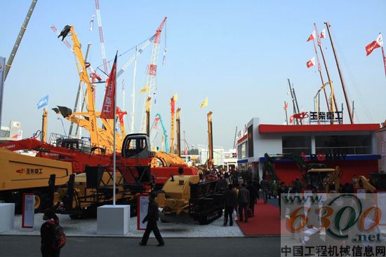 玉柴重工 2011北京工程機(jī)械展現(xiàn)場
