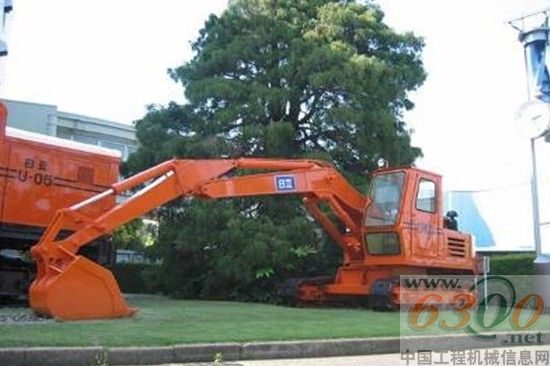 日立建機(jī) 挖掘機(jī)