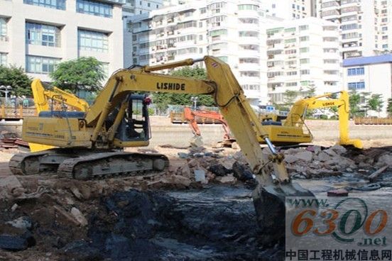 力士德 服務(wù)