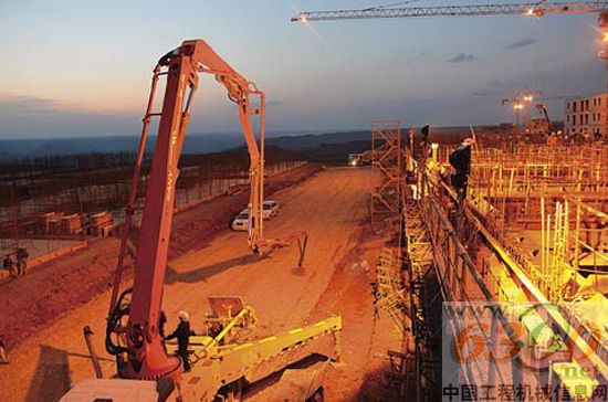 三一,伊朗,服務(wù)萬(wàn)里行