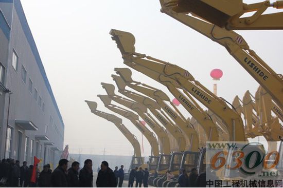 力士德 挖機(jī)