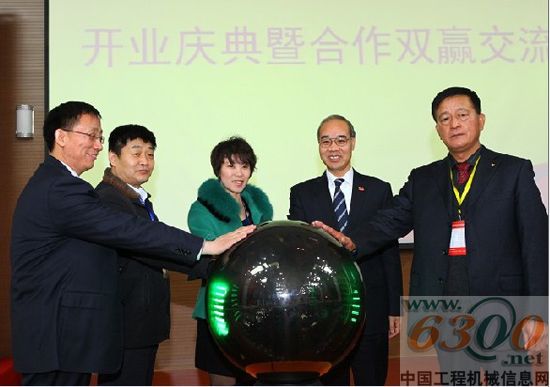 山推 傳動(dòng)