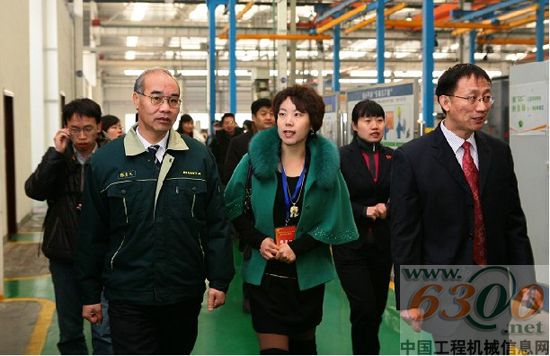 山推 傳動(dòng)