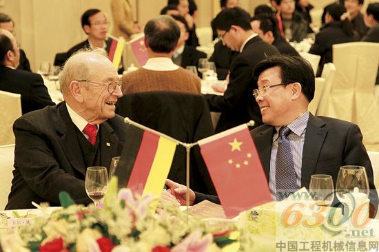 三一 普茨邁斯特